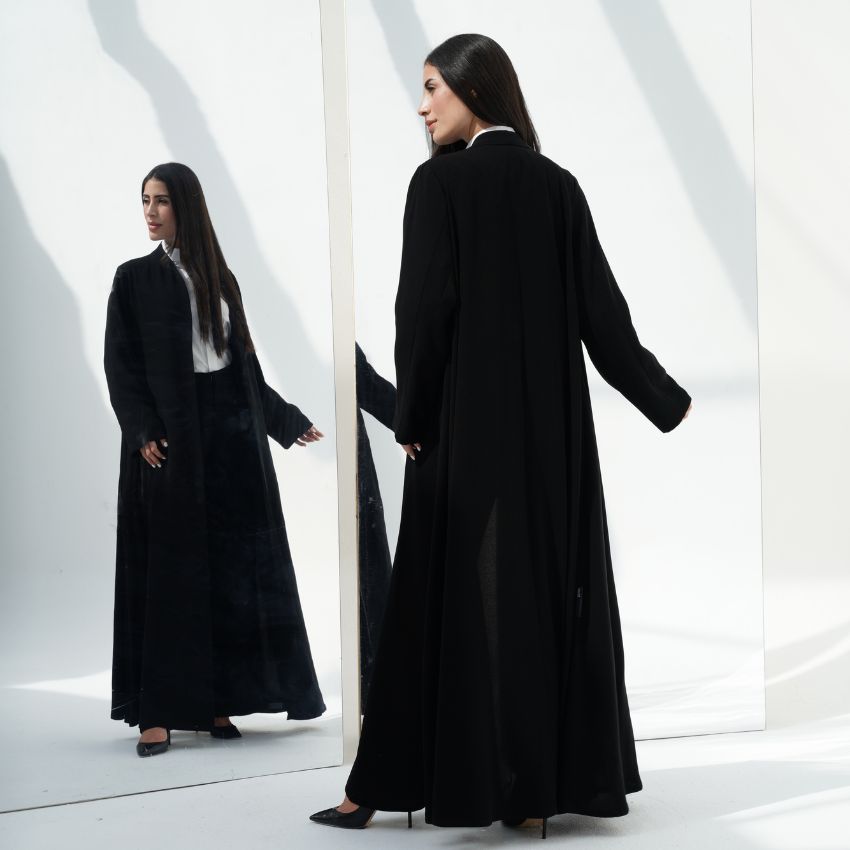 1315-00-NewCollections-25-abatiboutique-abatiabaya-abayaabati-abatikuwait-abatiqatar-abatisaudi-abatiriyadh-abatidoha-dohaabati-dubaiabati-abudhabiabati-musactabati