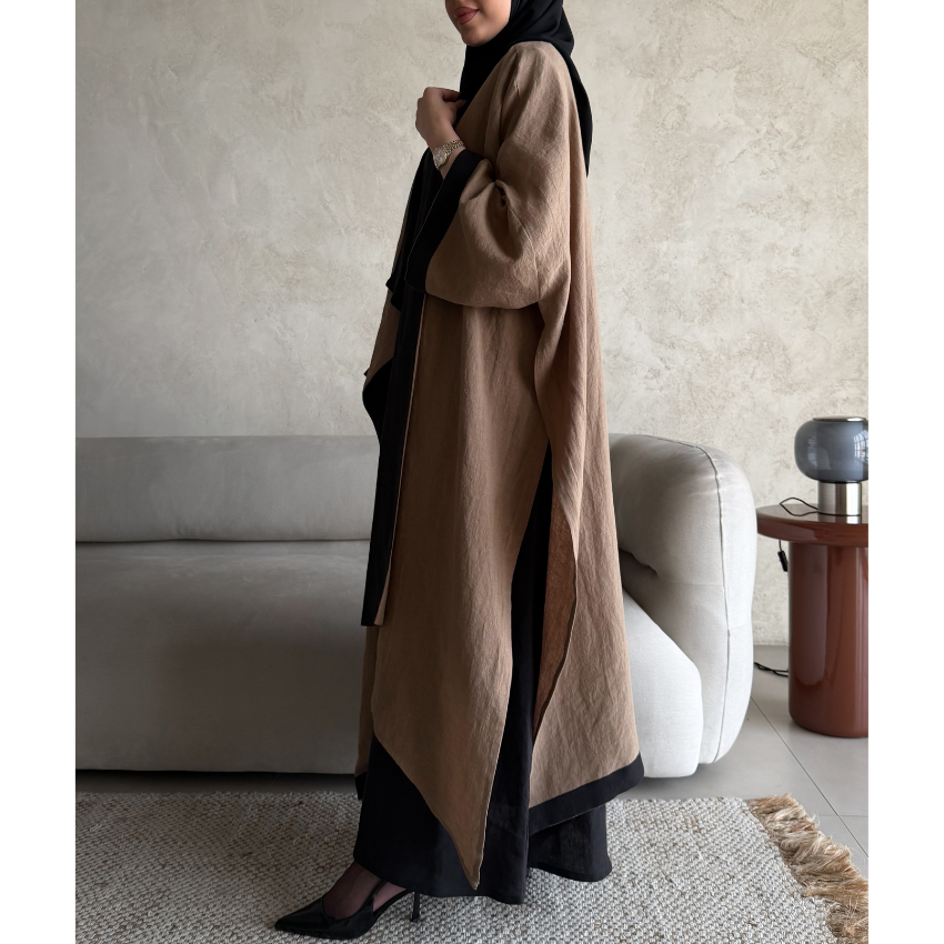 #AB-1418-05-black- #abaticollections #abatiboutique #abatiabaya #abayaabati #abatikuwait #abatiqatar #abatisaudi #abatiriyadh #abatidoha #dohaabati #dubaiabati #abudhabiabati #musactabati