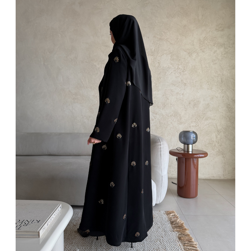 #AB-1420-01-black- #abaticollections #abatiboutique #abatiabaya #abayaabati #abatikuwait #abatiqatar #abatisaudi #abatiriyadh #abatidoha #dohaabati #dubaiabati #abudhabiabati #musactabati