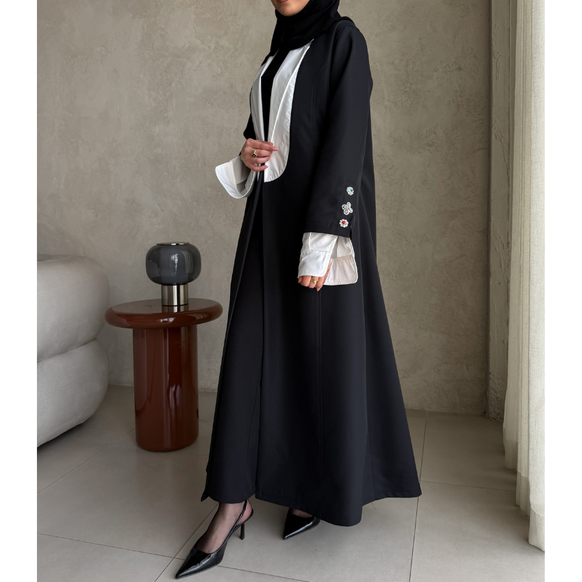 #AB-1423-00-black- #abaticollections #abatiboutique #abatiabaya #abayaabati #abatikuwait #abatiqatar #abatisaudi #abatiriyadh #abatidoha #dohaabati #dubaiabati #abudhabiabati #musactabati