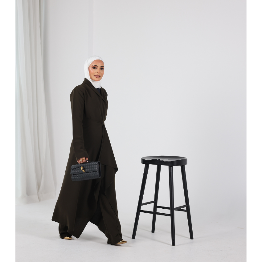 #AB-1431-05- #abaticollections #abatiboutique #abatiabaya #abayaabati #abatikuwait #abatiqatar #abatisaudi #abatiriyadh #abatidoha #dohaabati #dubaiabati #abudhabiabati #musactabati